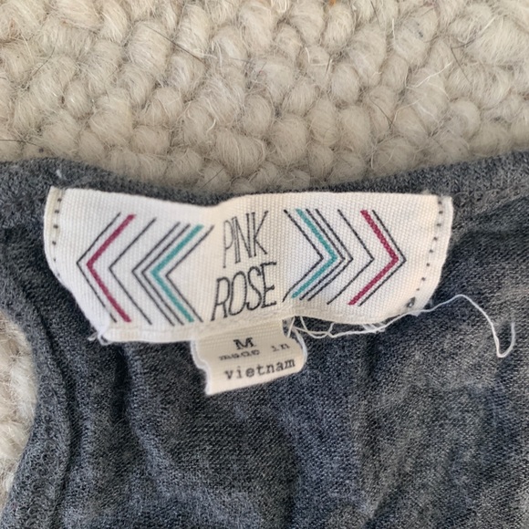 grey top - Picture 3 of 3